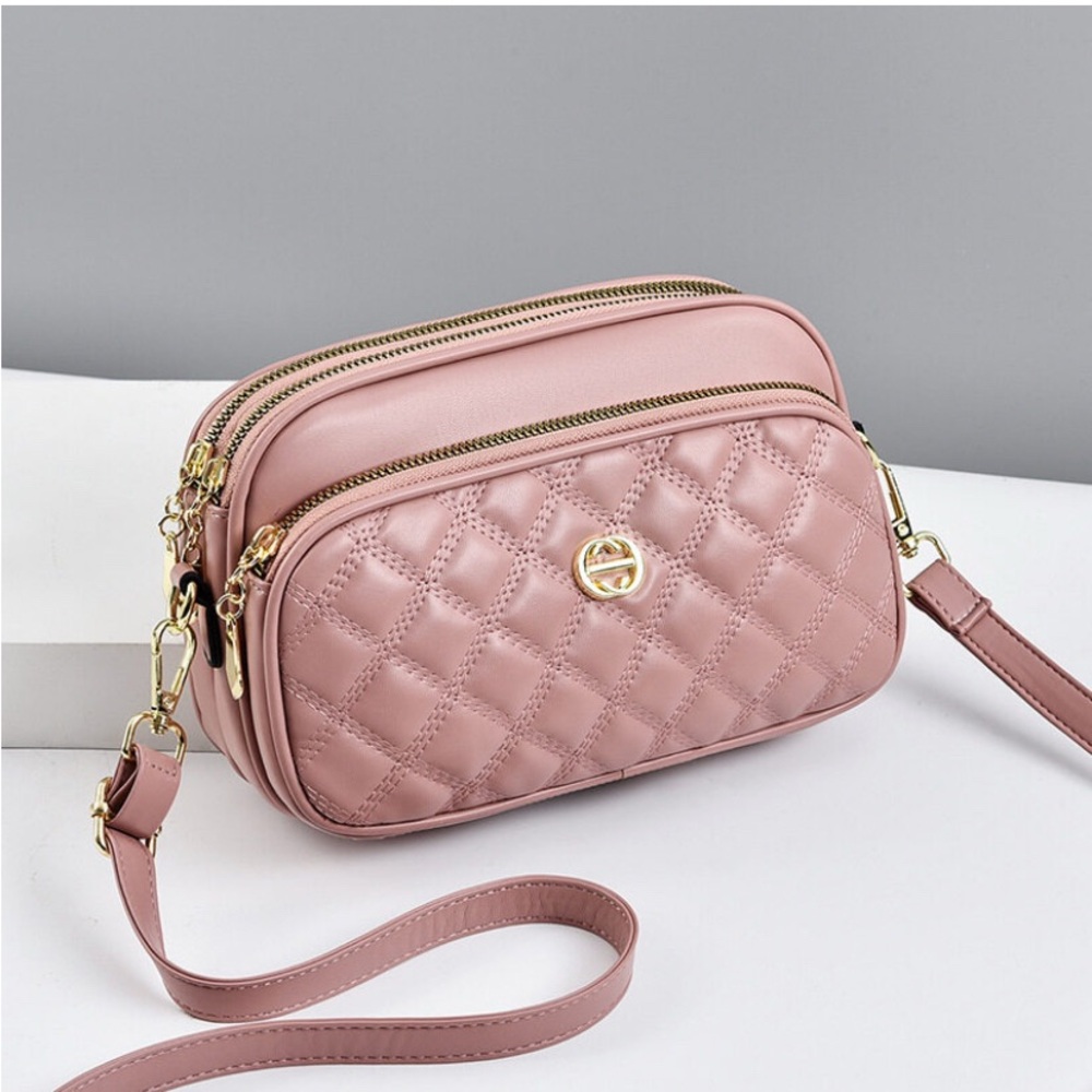 Elegant Pink Quilted Crossbody Bag